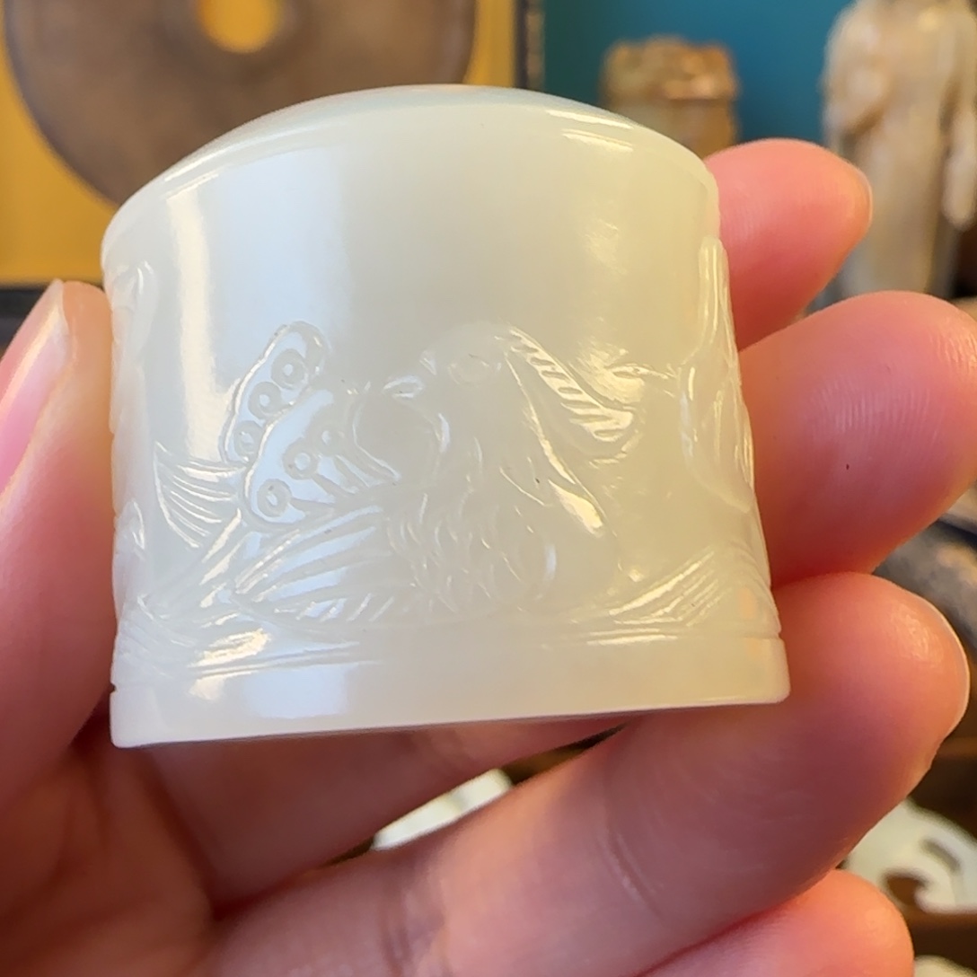 W***O和田玉（糖玉）未镶嵌颈饰