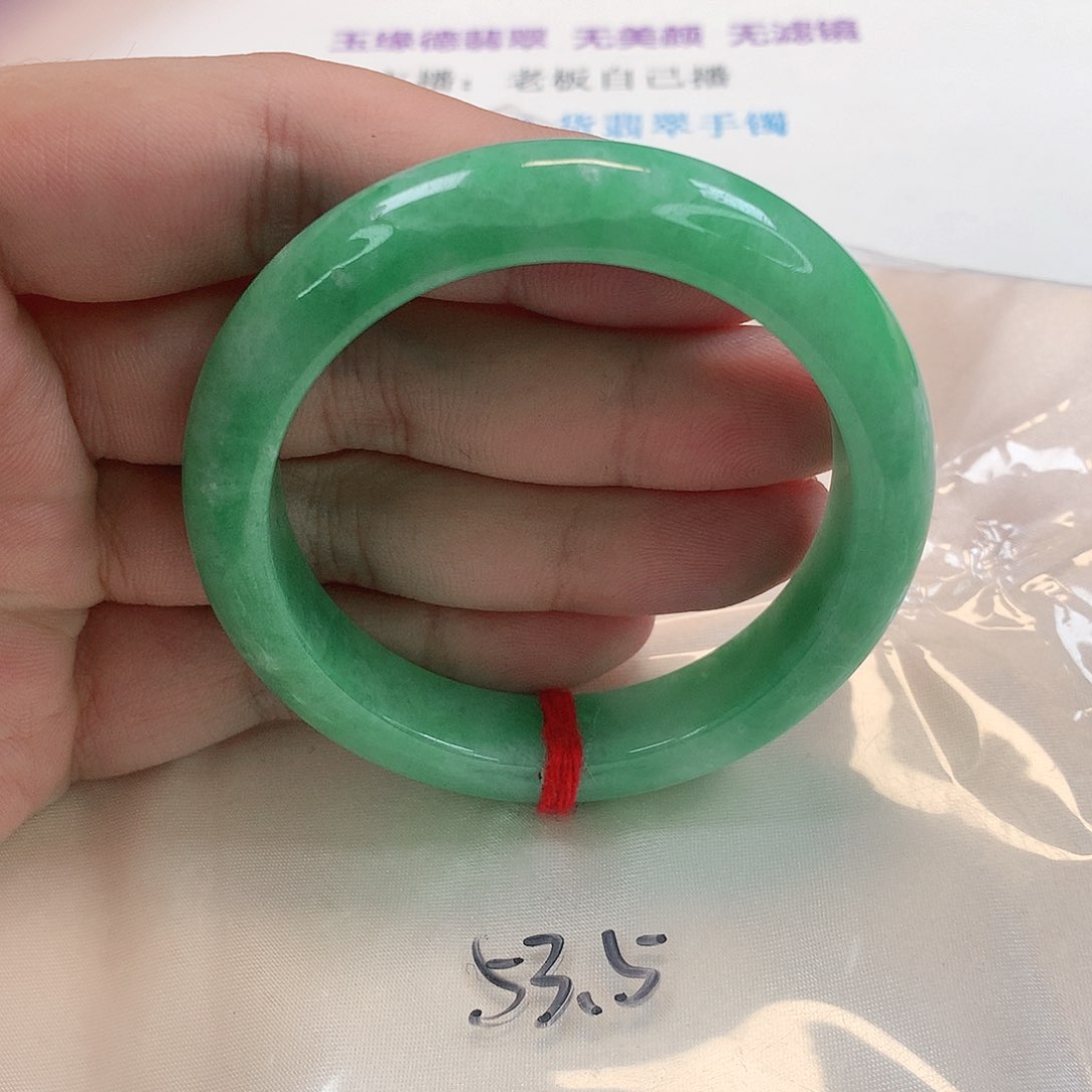 翡翠手镯未镶嵌303号