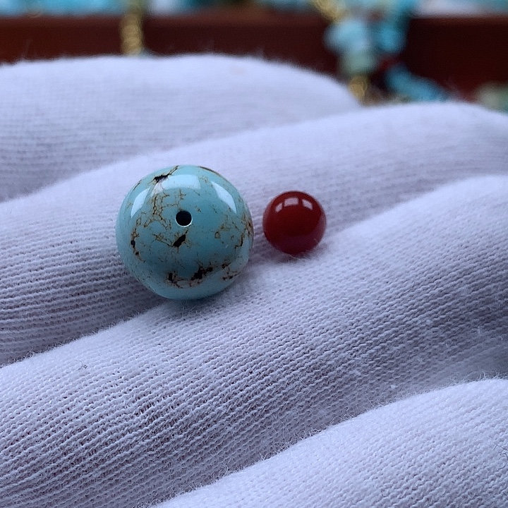 南红玛瑙未镶嵌珠宝奇石