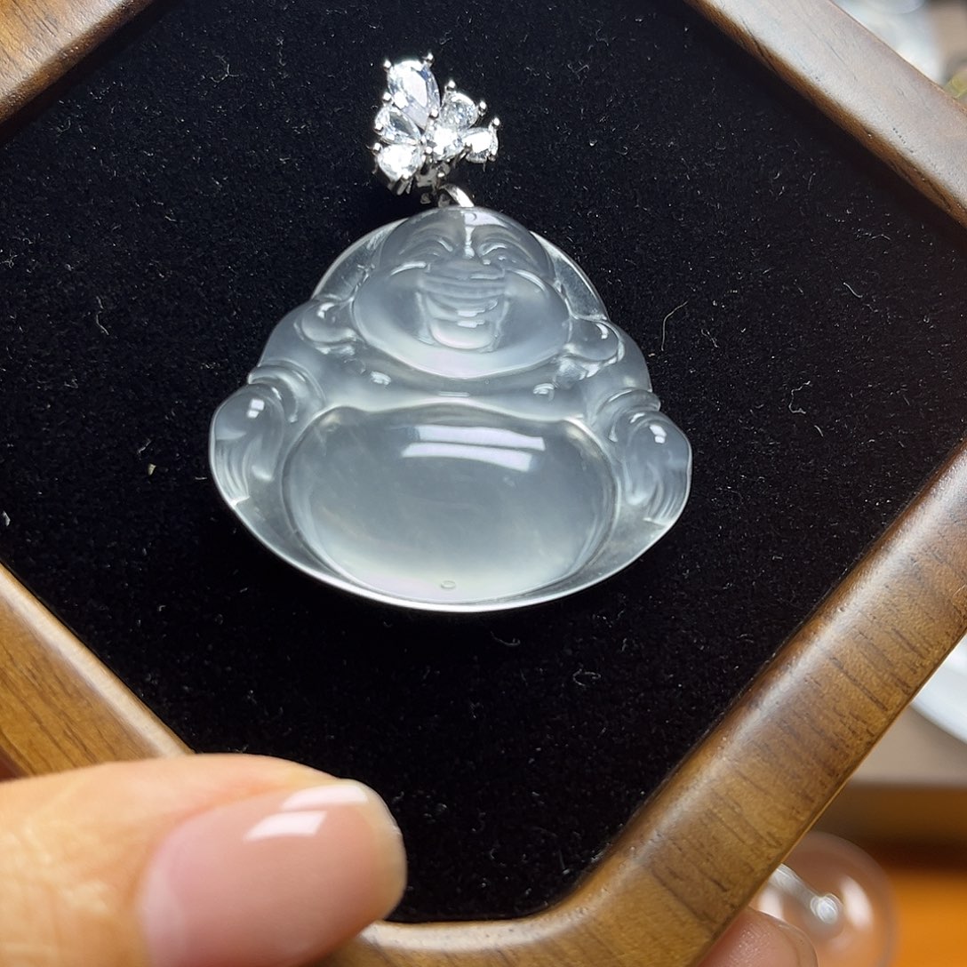 浅****石英质玉银S925镶嵌颈饰天然玉石佛公吊坠