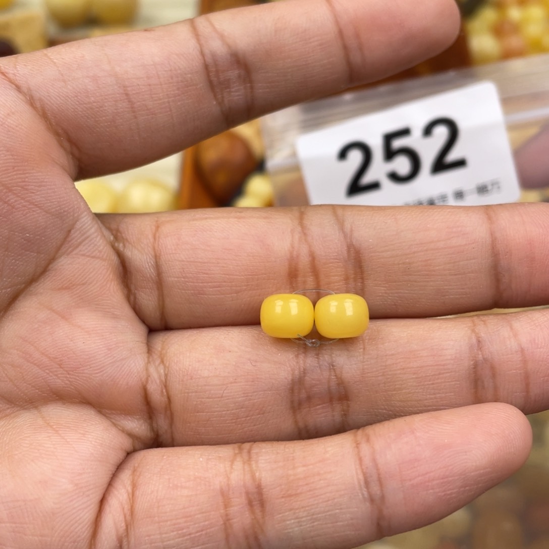 未镶嵌蜜蜡珠宝奇石8