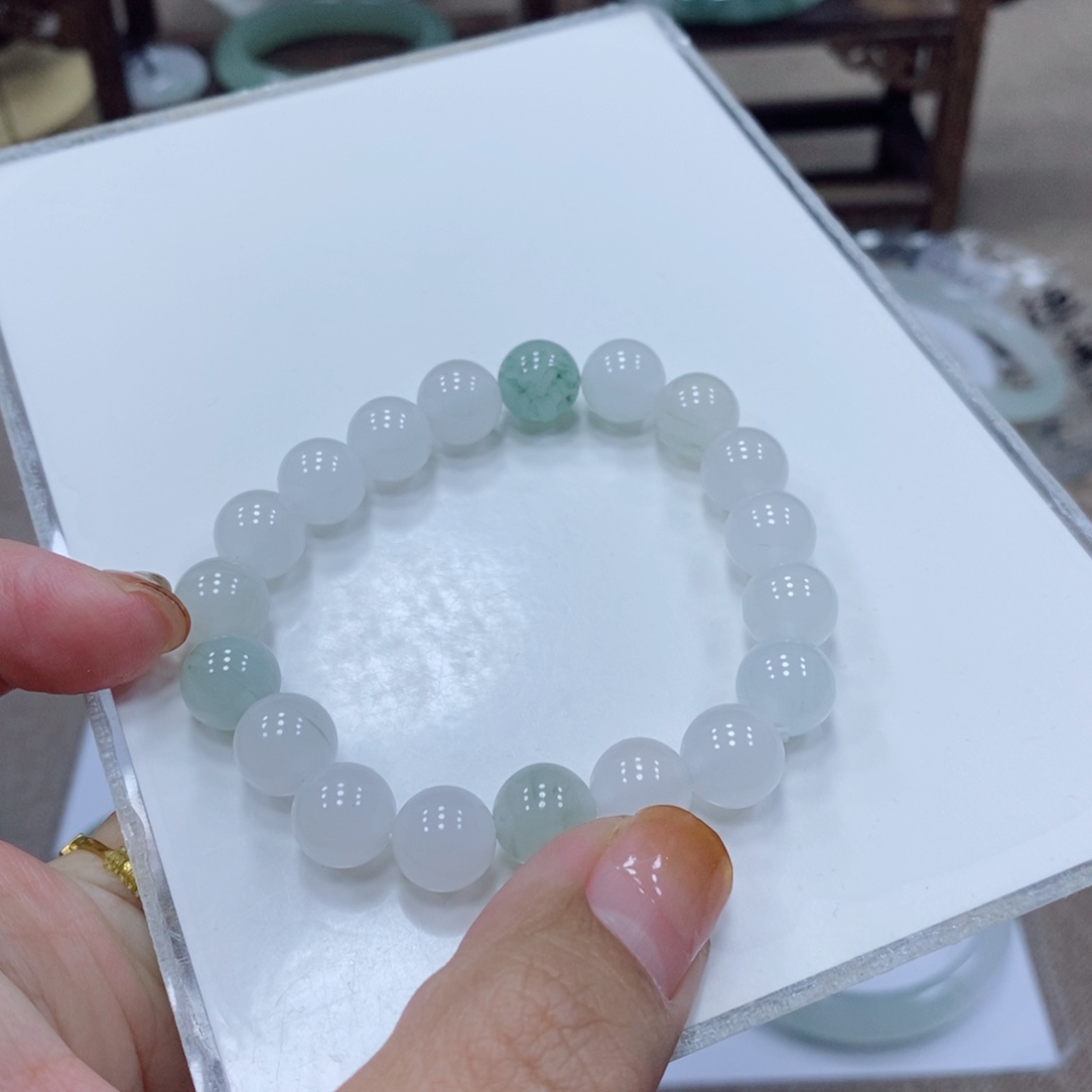 石英质玉未镶嵌手镯