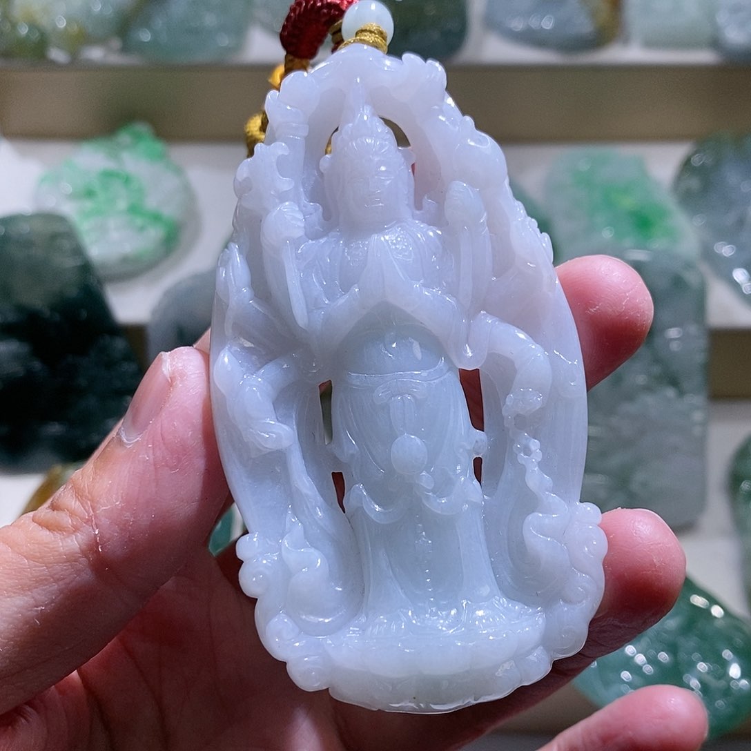 【闪购商品】翡翠颈饰未镶嵌千手观音