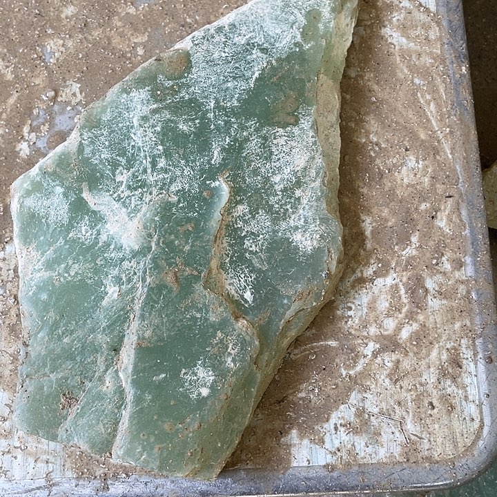 拂***袖蛇纹石玉未镶嵌天然岫玉多样性发一