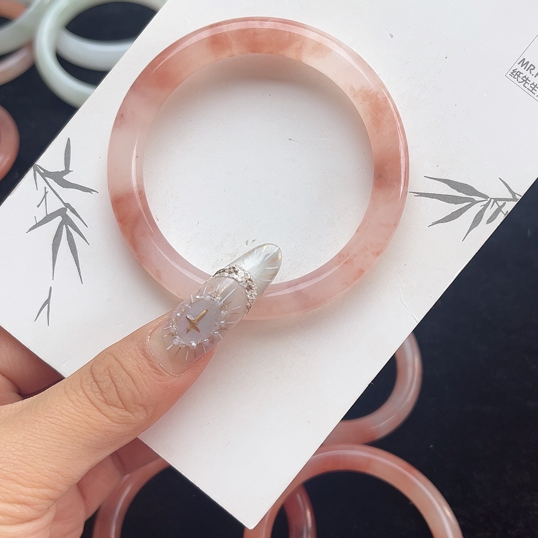 未镶嵌手镯石英质玉h90