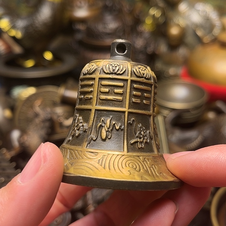 精美铜器批发档口