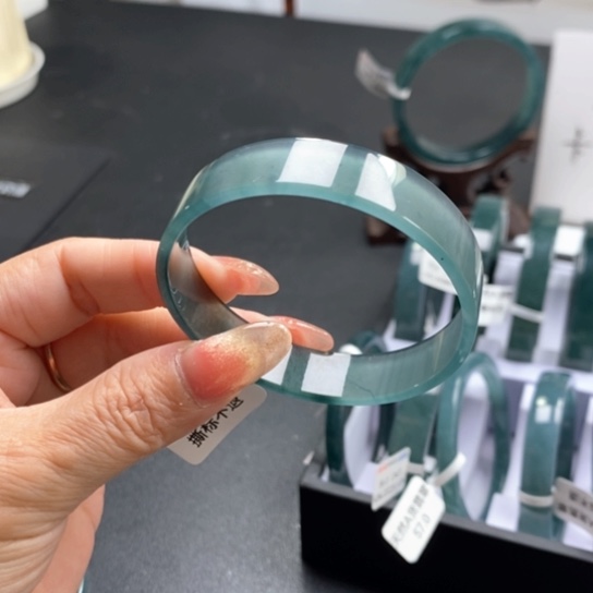 翡翠手镯未镶嵌叮*猫54尺寸