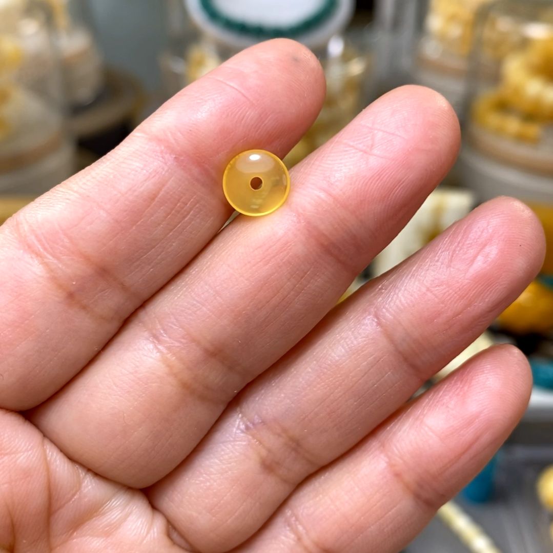 裸石琥珀未镶嵌刘*官蜜蜡隔片