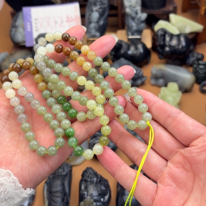 和田玉未镶嵌颈饰卡8