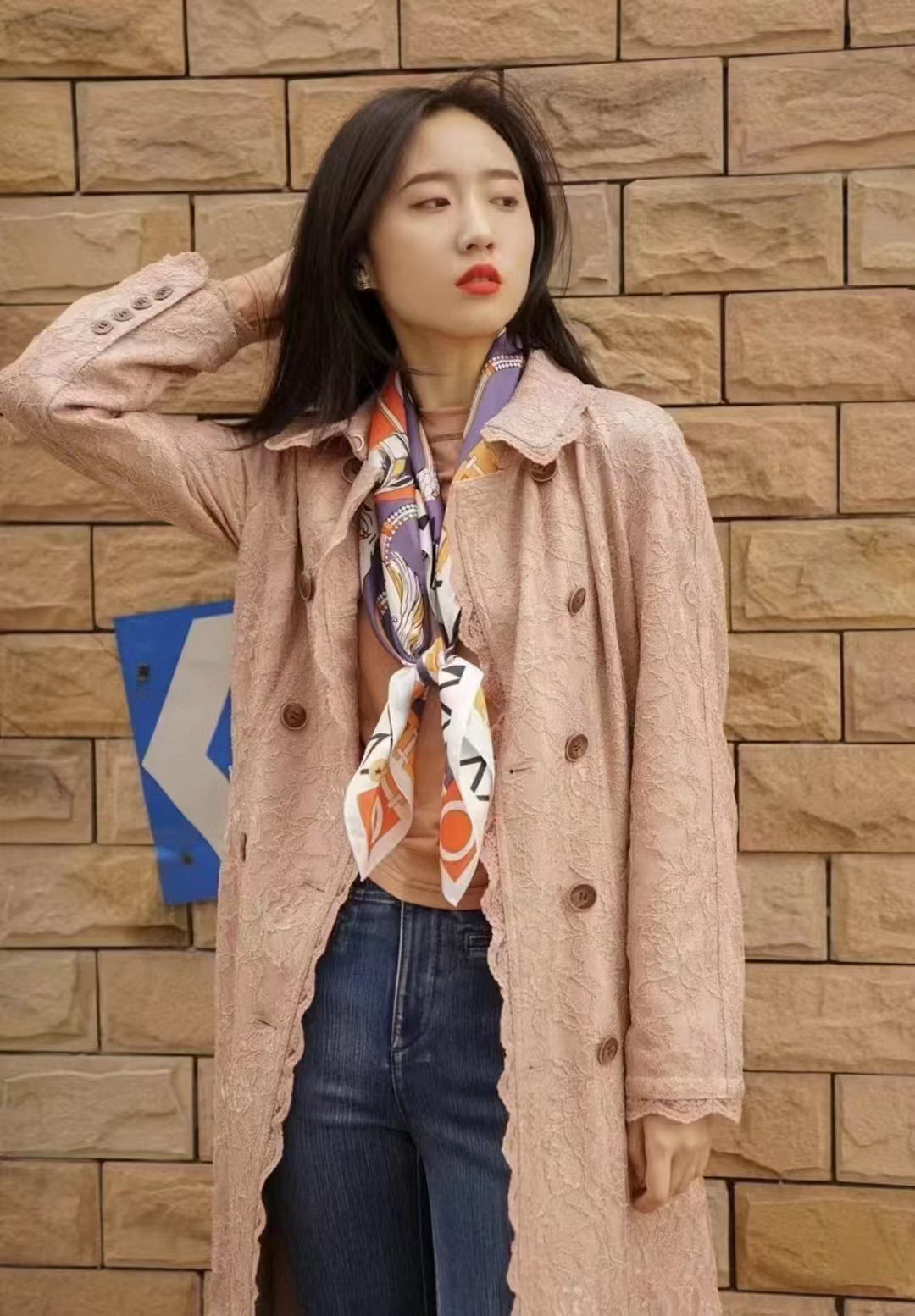 茱萸粉蕾丝风衣5400554