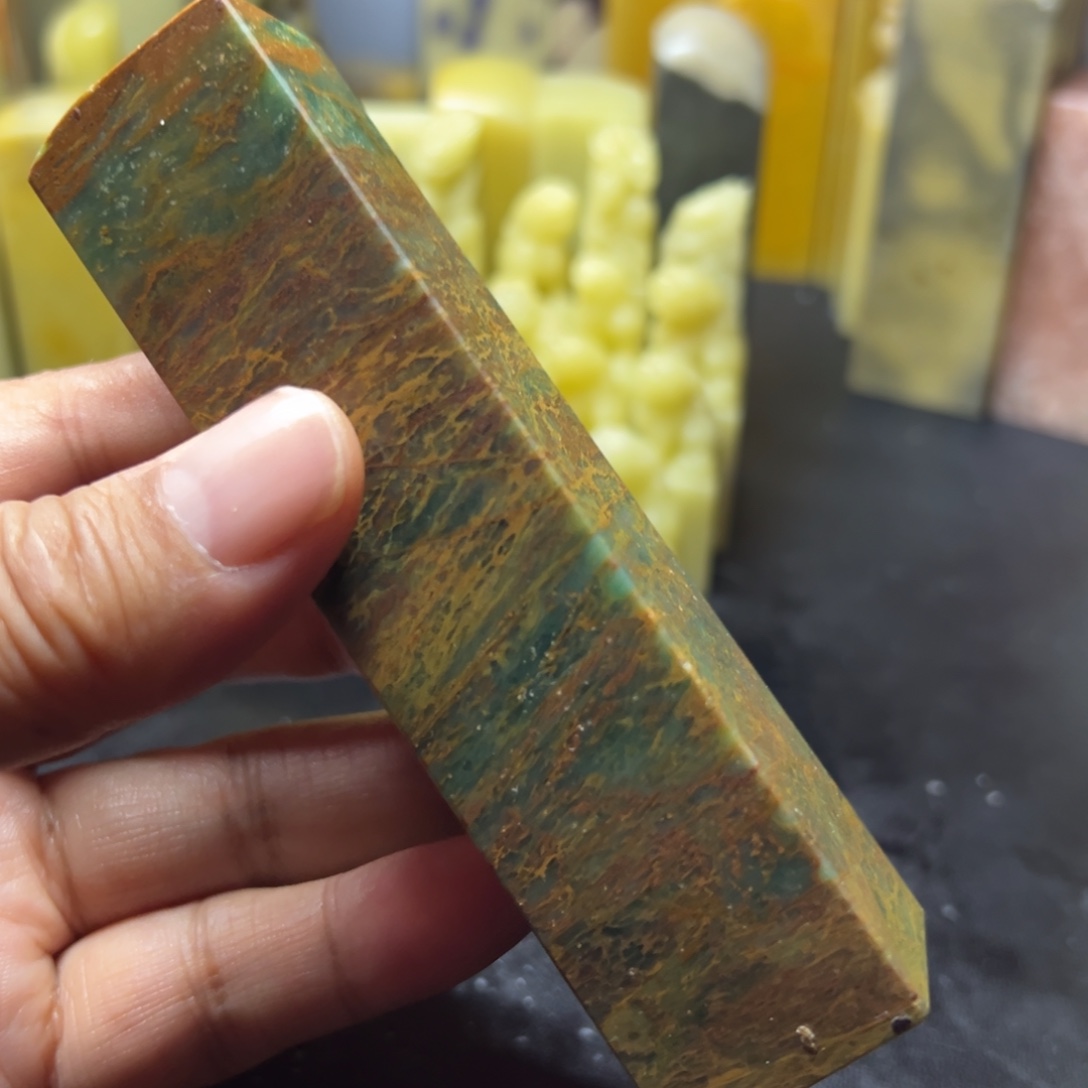 青田石青田山炮绿特色