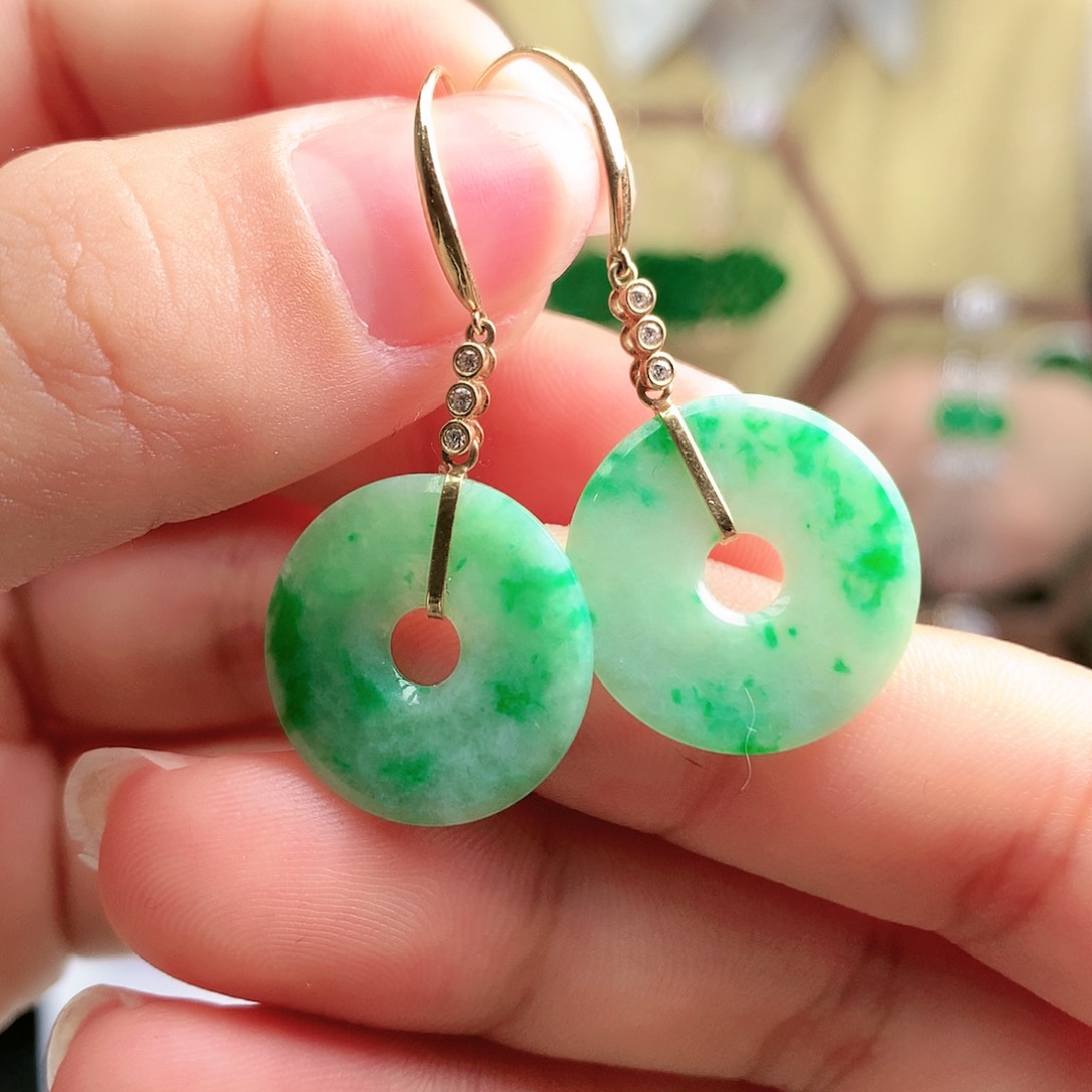 翡翠耳饰18K金镶嵌耳饰