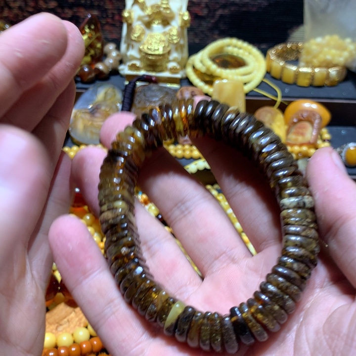 琥珀未镶嵌珠宝奇石