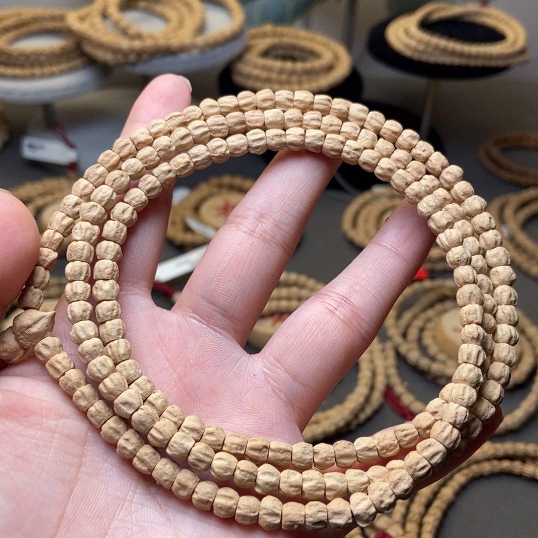 柏香籽/百香籽吊坠