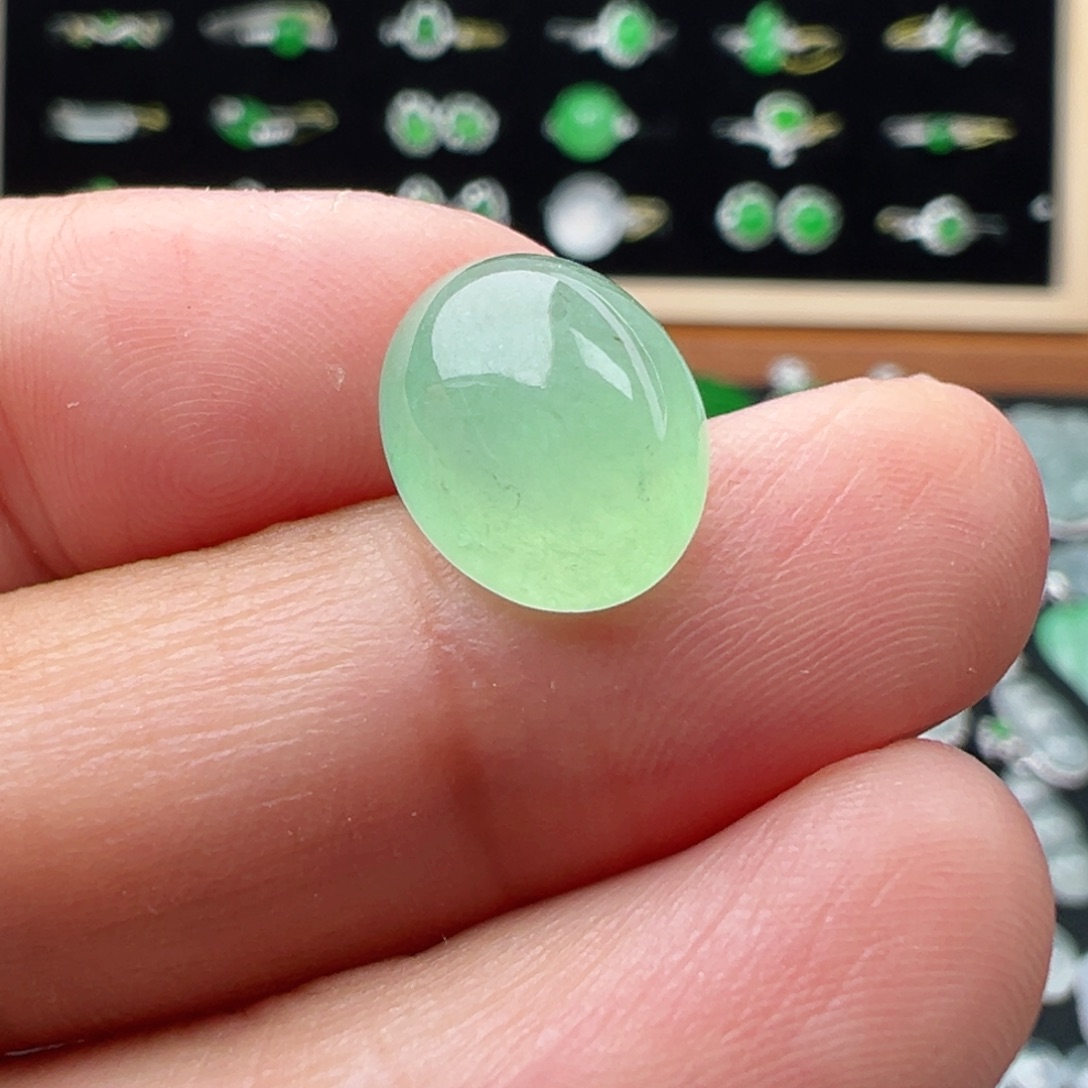 颈饰未镶嵌翡翠蛋11.8