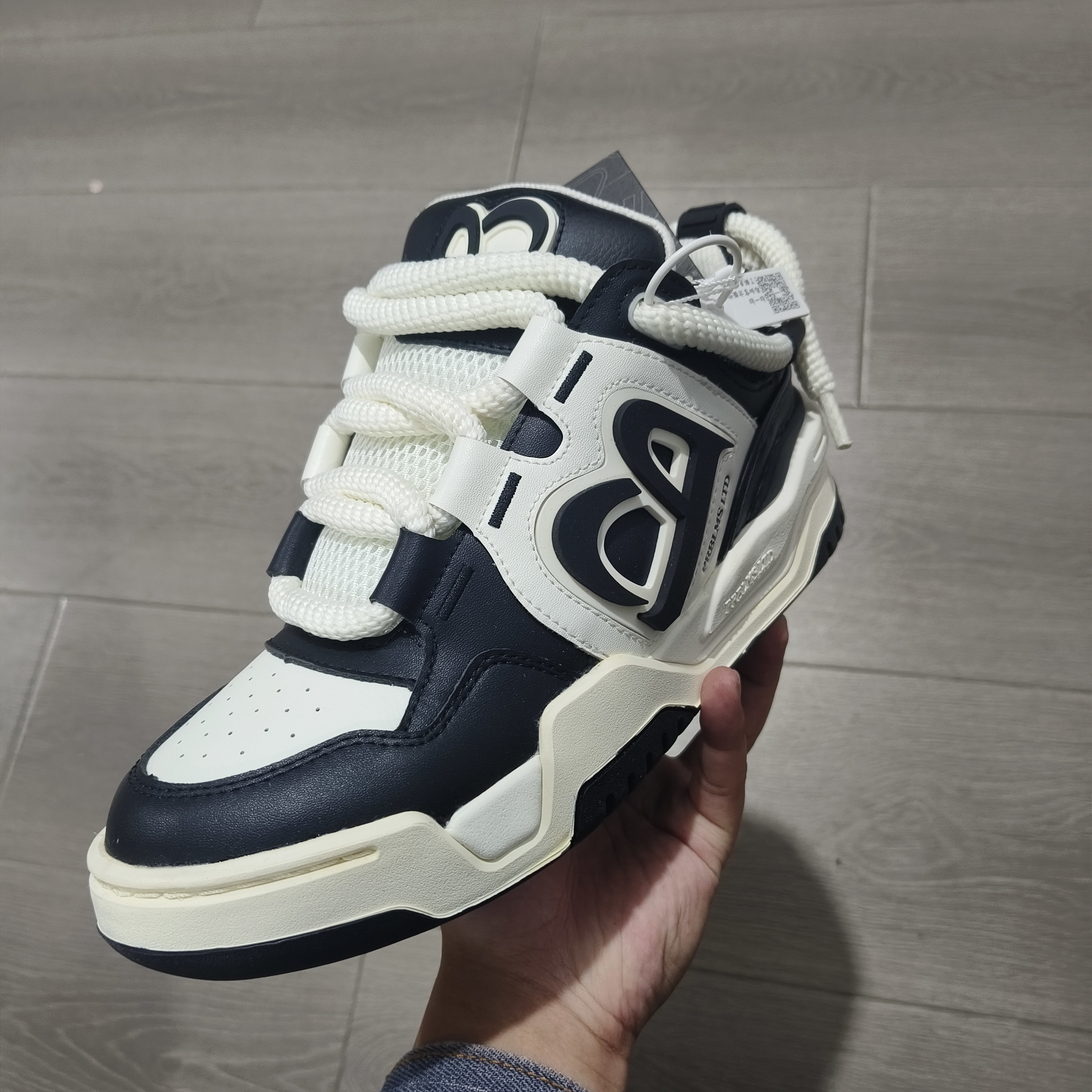 男女同款休闲百搭板鞋