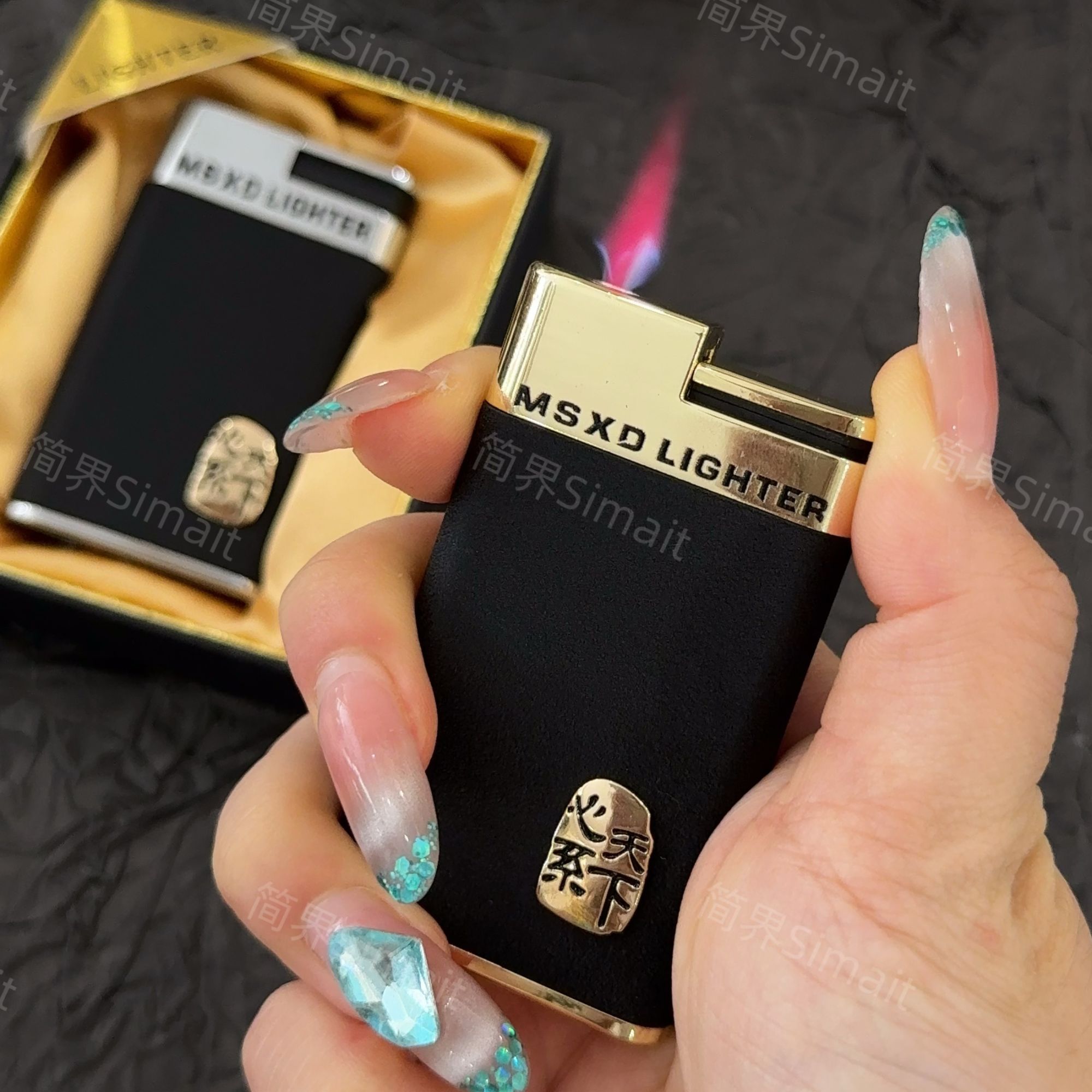 （简界）心系天下超薄高端打火机防风红焰充气经典磨砂送男朋友礼物商品图