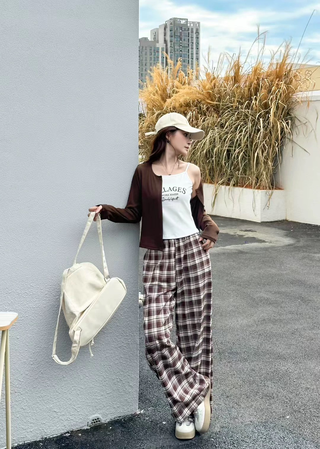 65003气质温柔风打底吊带针织外搭开衫高腰格纹长裤套装