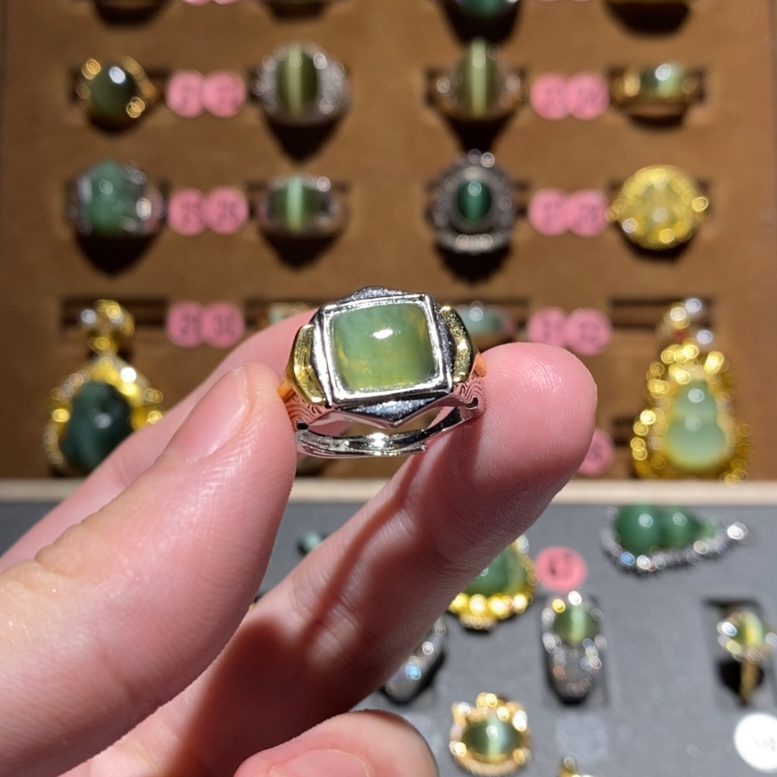 和田玉未镶嵌戒指