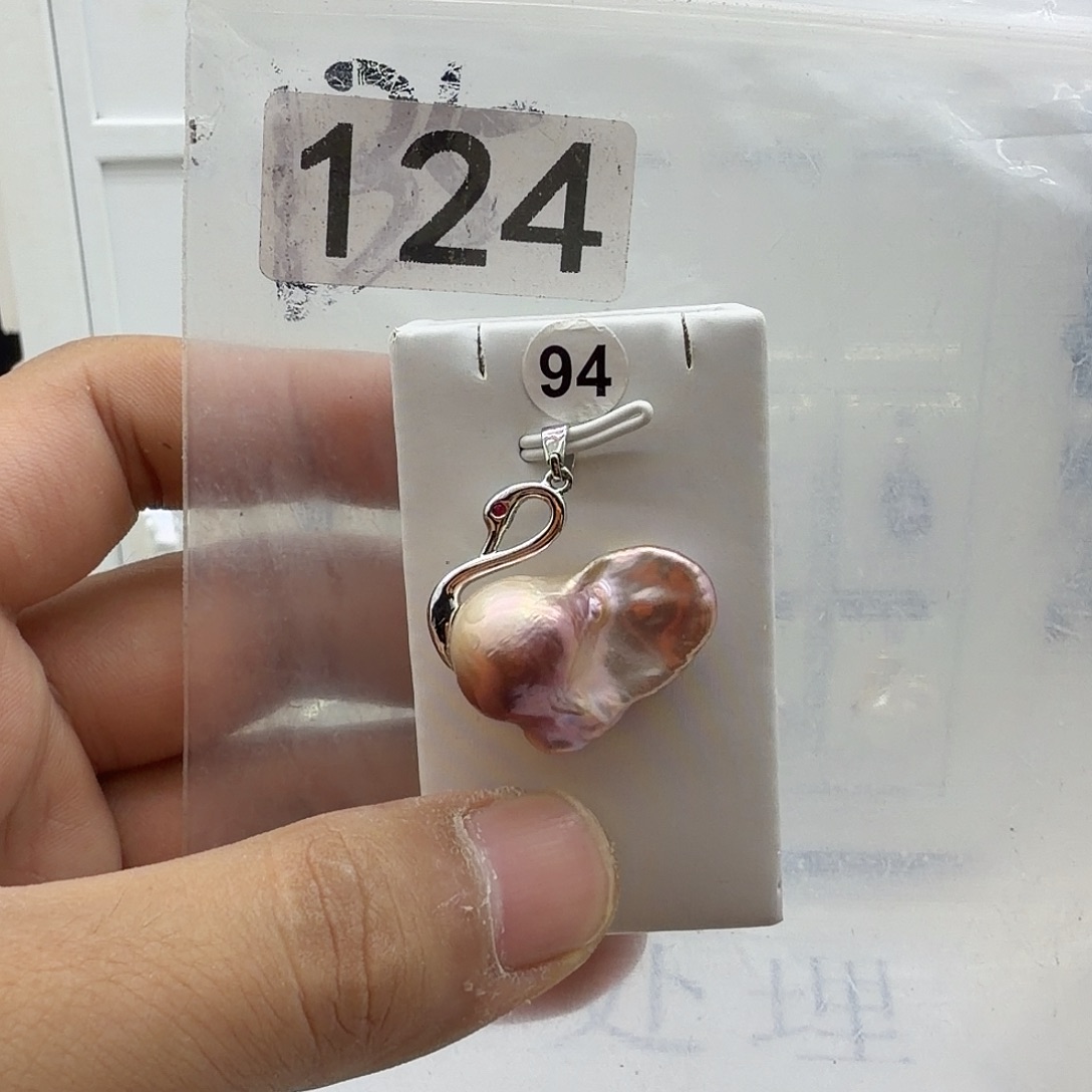 淡水珍珠颈饰合金