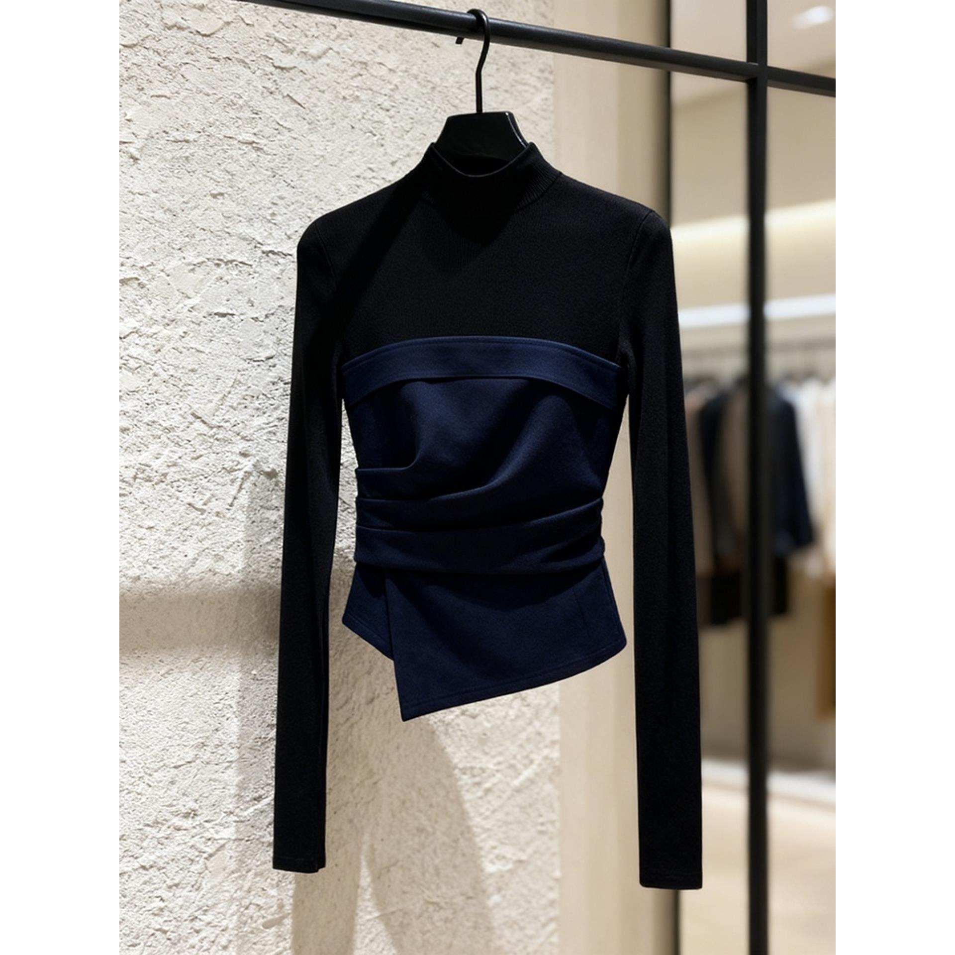 2025冬时尚洋气超好看轻奢小众不撞款高端精致内搭撞色假两件上衣