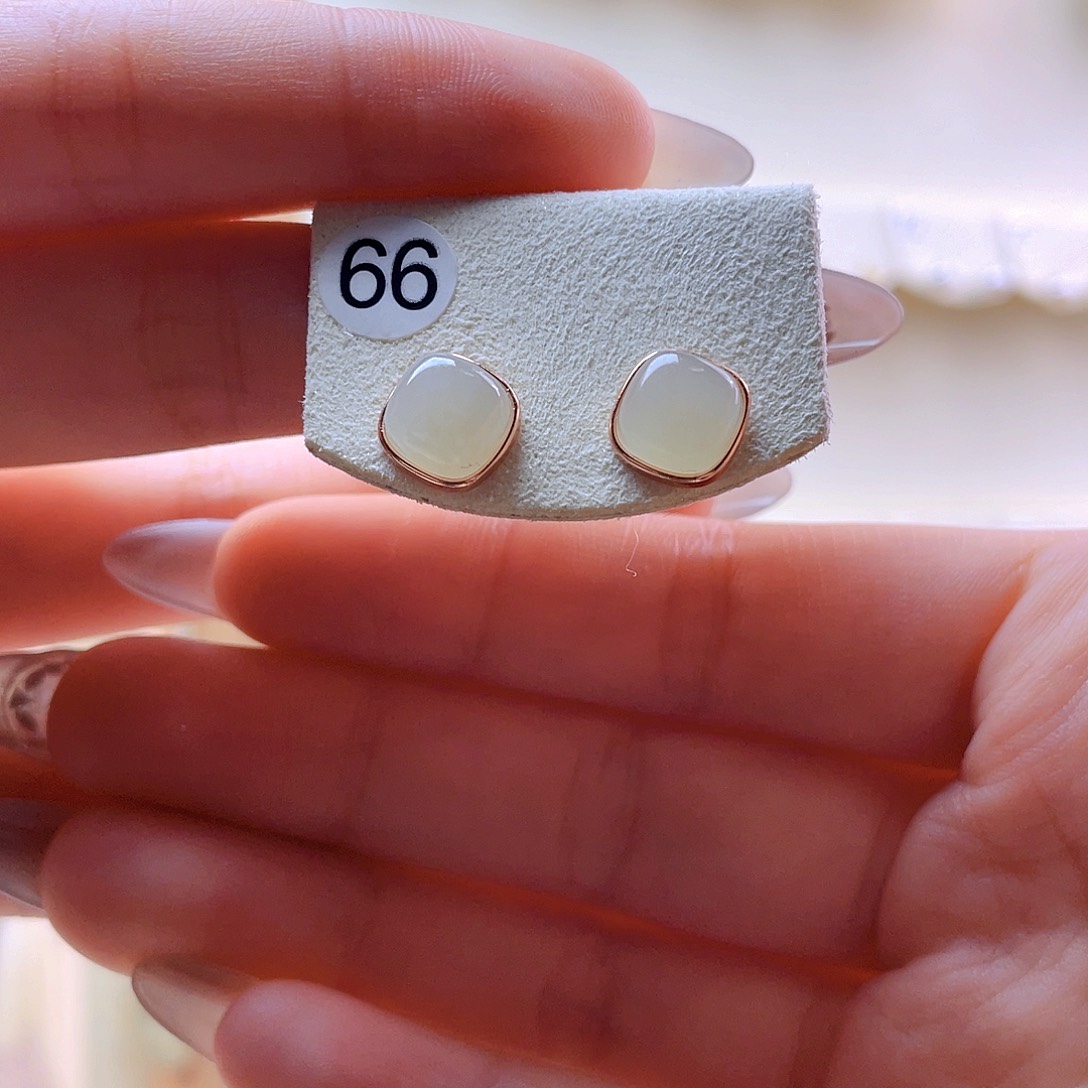 和田玉耳饰银S925镀金镶嵌