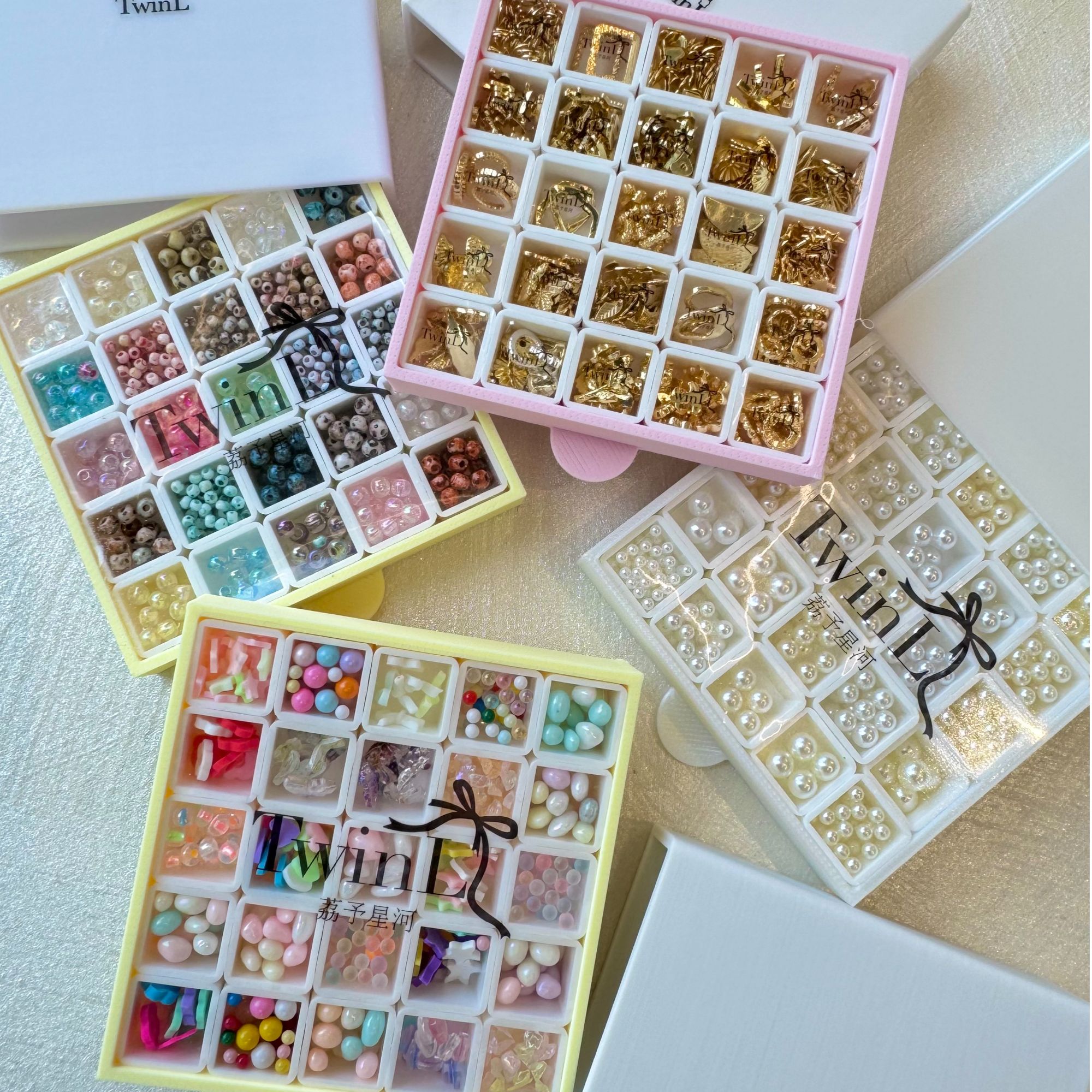 TwinL 新款25格饰品收纳盒 ins风迷你多格便携整理收纳美甲饰品
