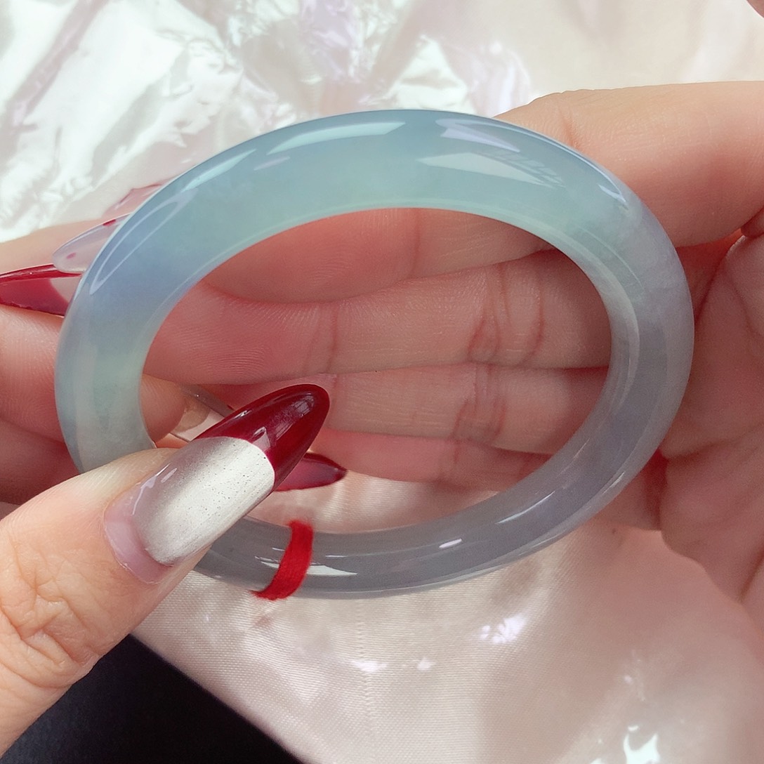 【闪购商品】翡翠手镯未镶嵌a 156998