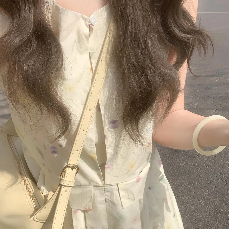 【清仓】背心碎花连衣裙子女夏季2025新款收腰温柔百褶中长裙2538