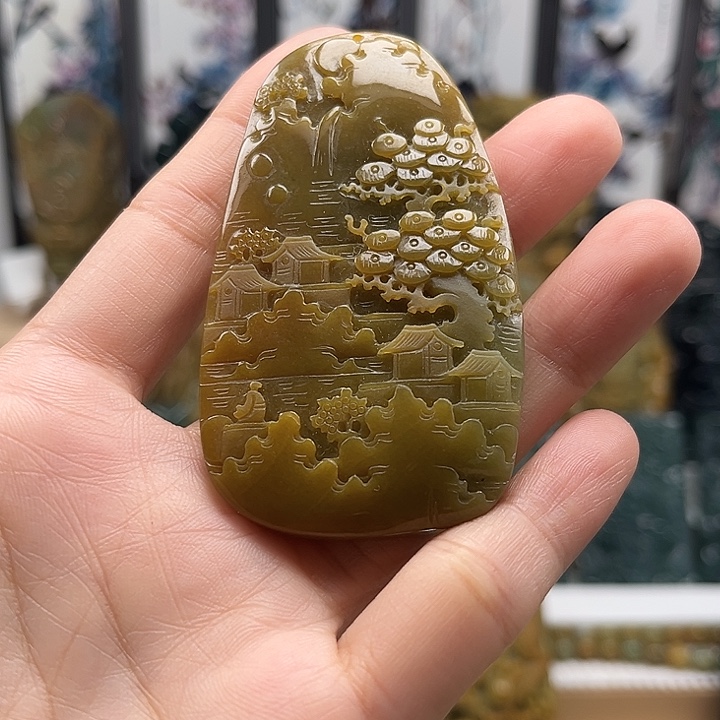 翡翠未镶嵌颈饰天然翡翠a货山水