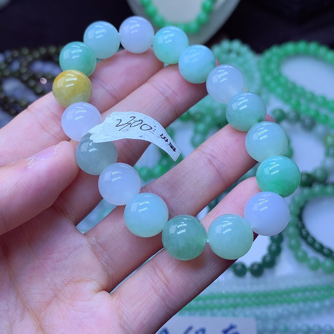 翡翠毛衣链未镶嵌