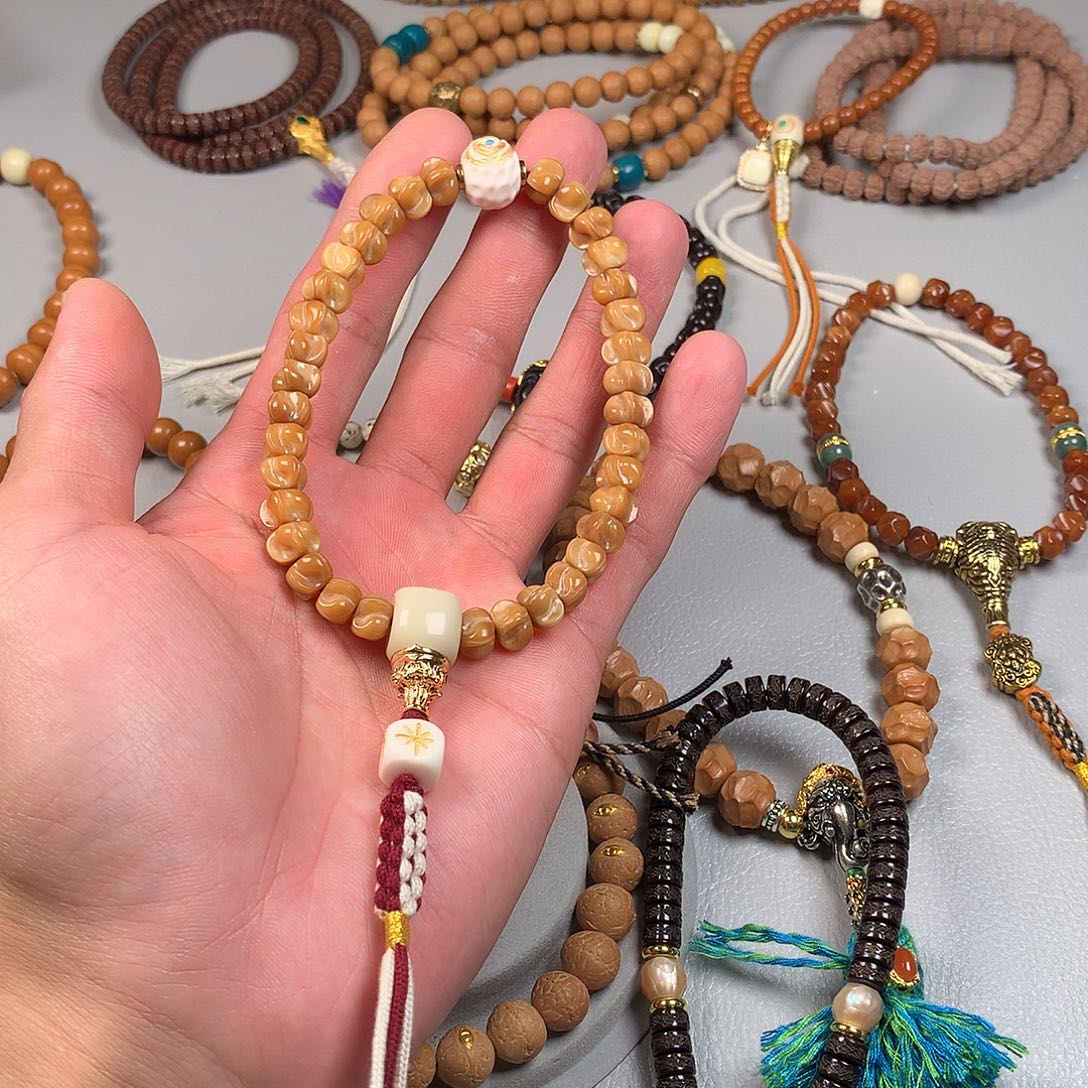 龙脊菩提吊坠。。。。。。。。。。。