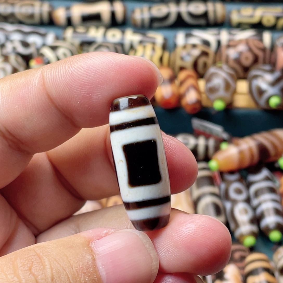 玛瑙/玉髓未镶嵌颈饰行运朱砂天地