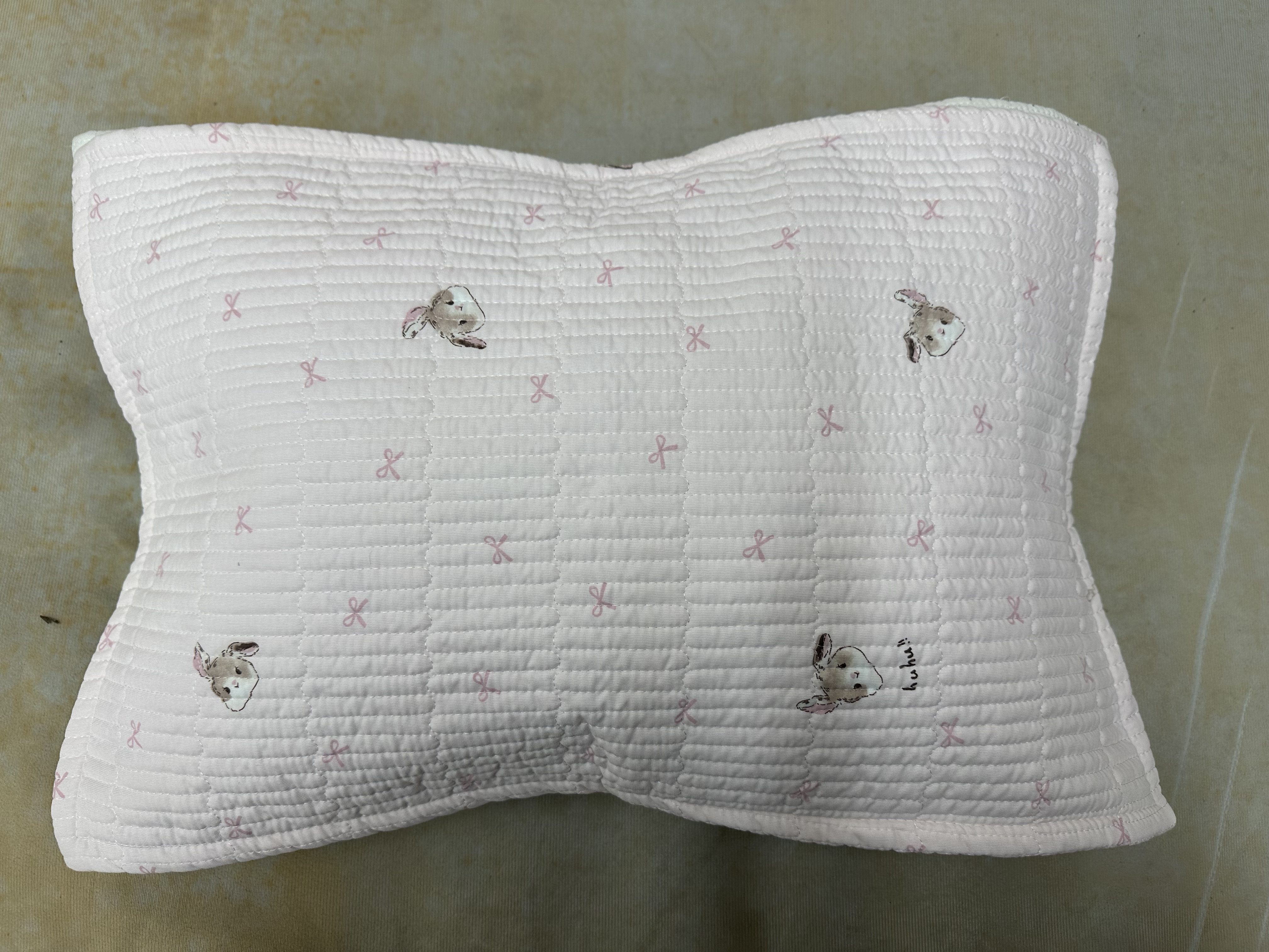 【蝴蝶结小兔】 72*46枕套一对两条亲肤多功能