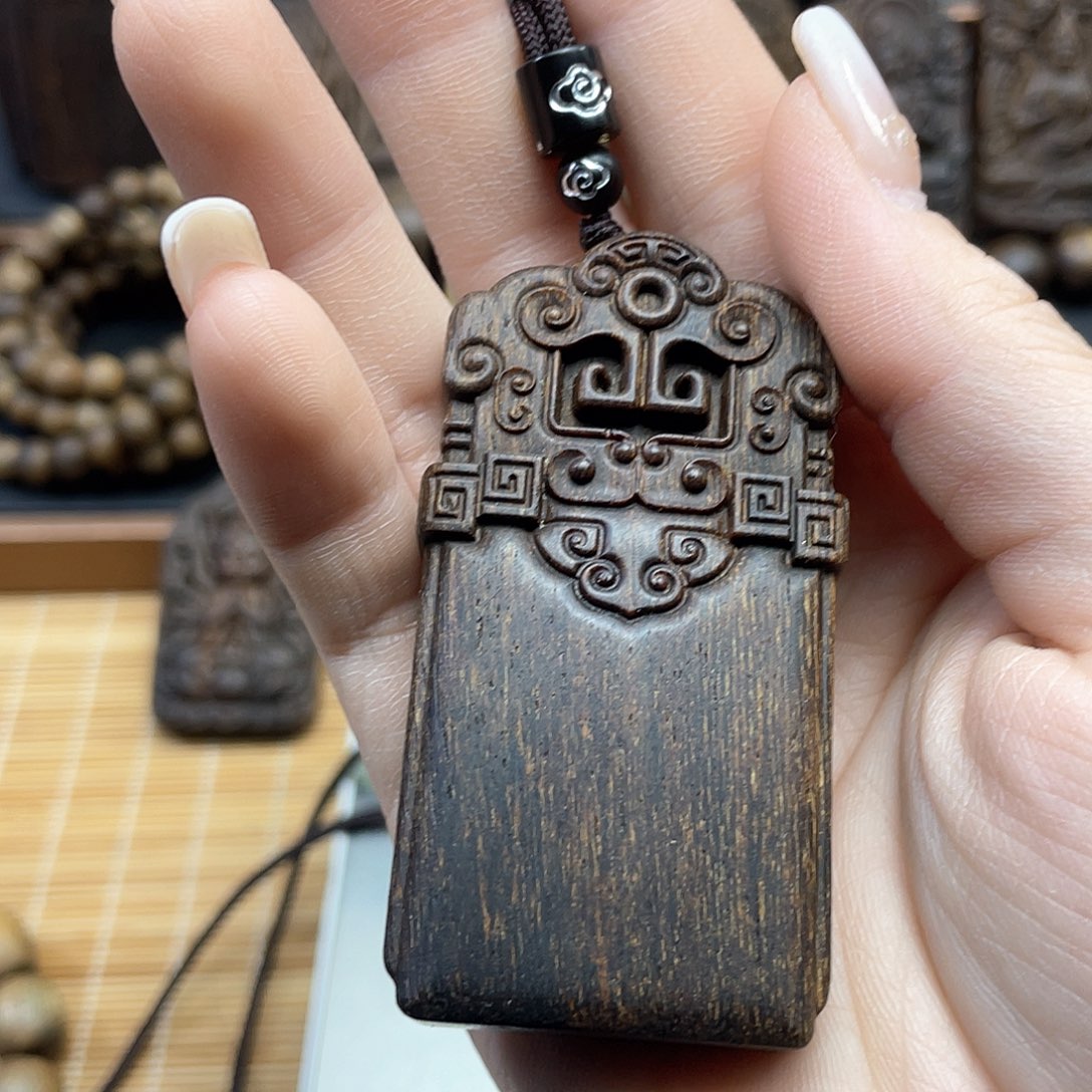 沉香木吊坠用****6文莱料