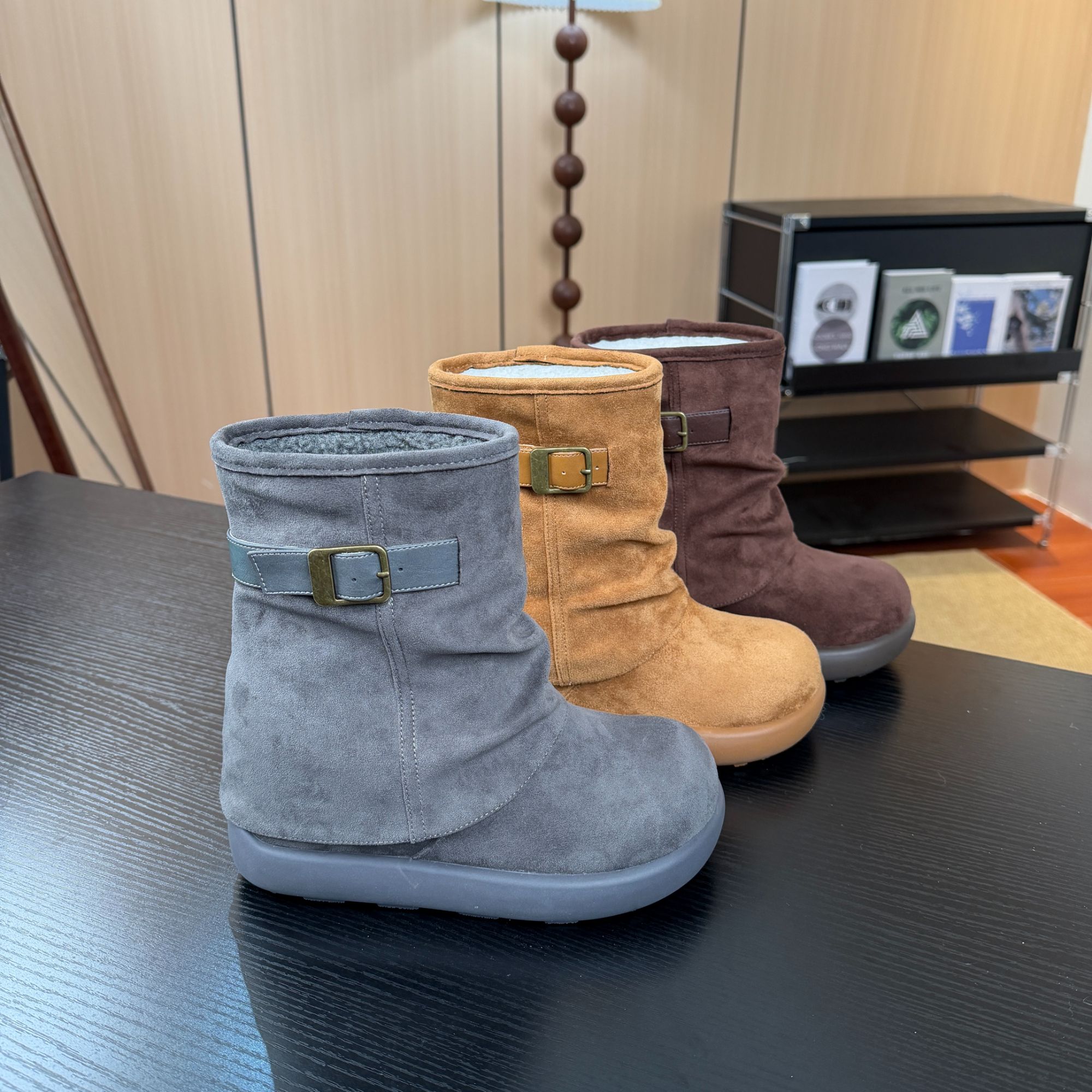  增高8公分-12公分冬 新款雪地靴女短筒时尚休闲女鞋真皮百搭厚底