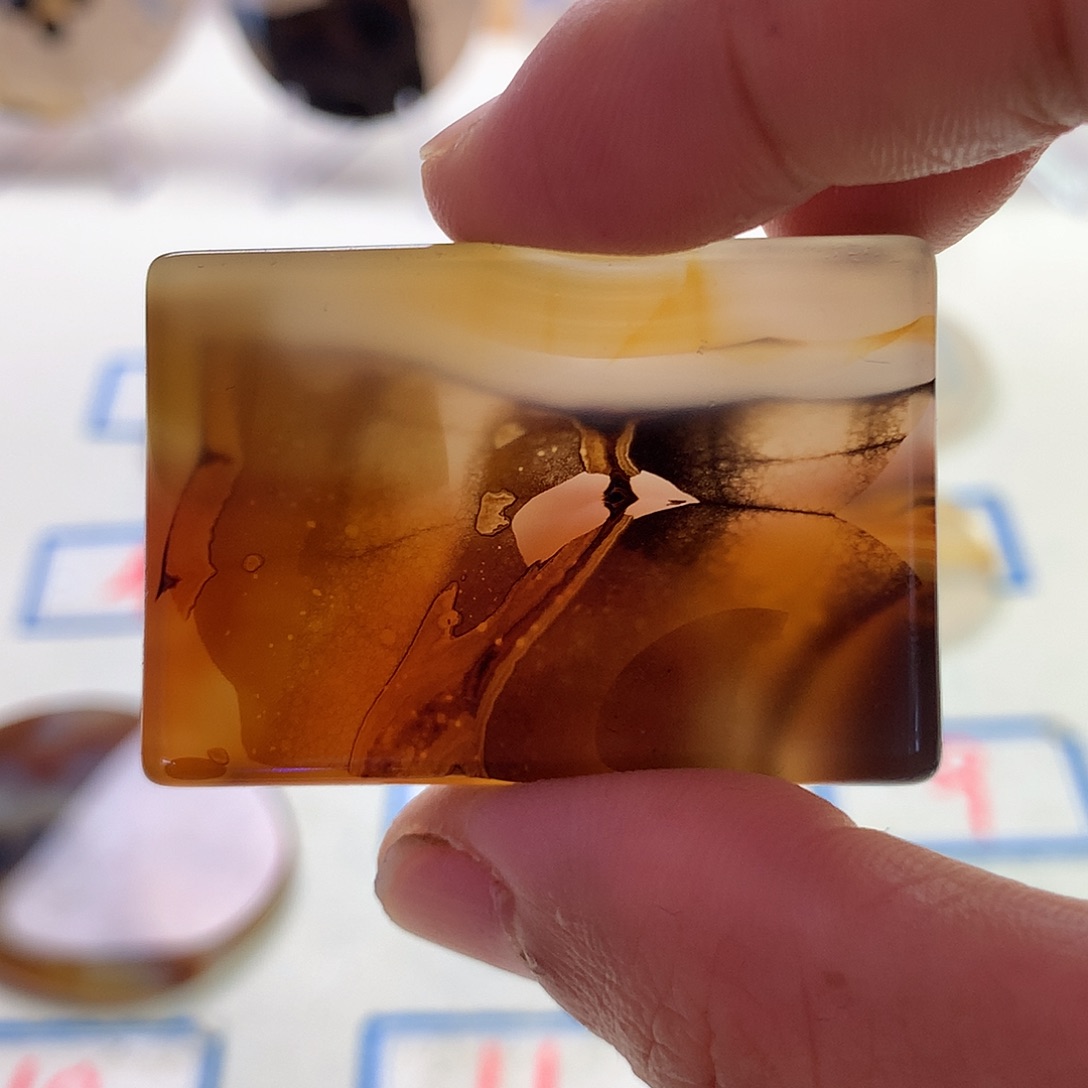 玛瑙/玉髓未镶嵌珠宝半成品