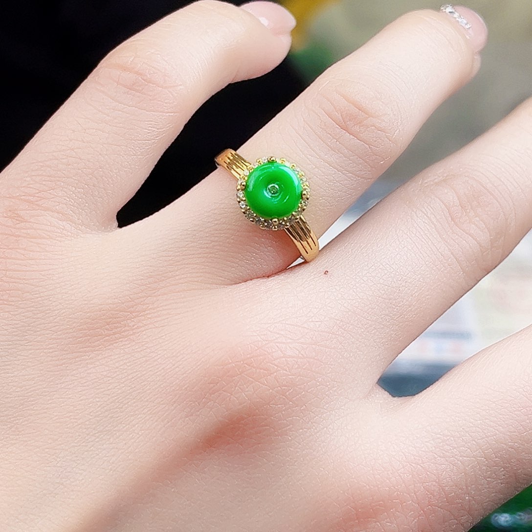 颈饰银S925镶嵌翡翠多样性