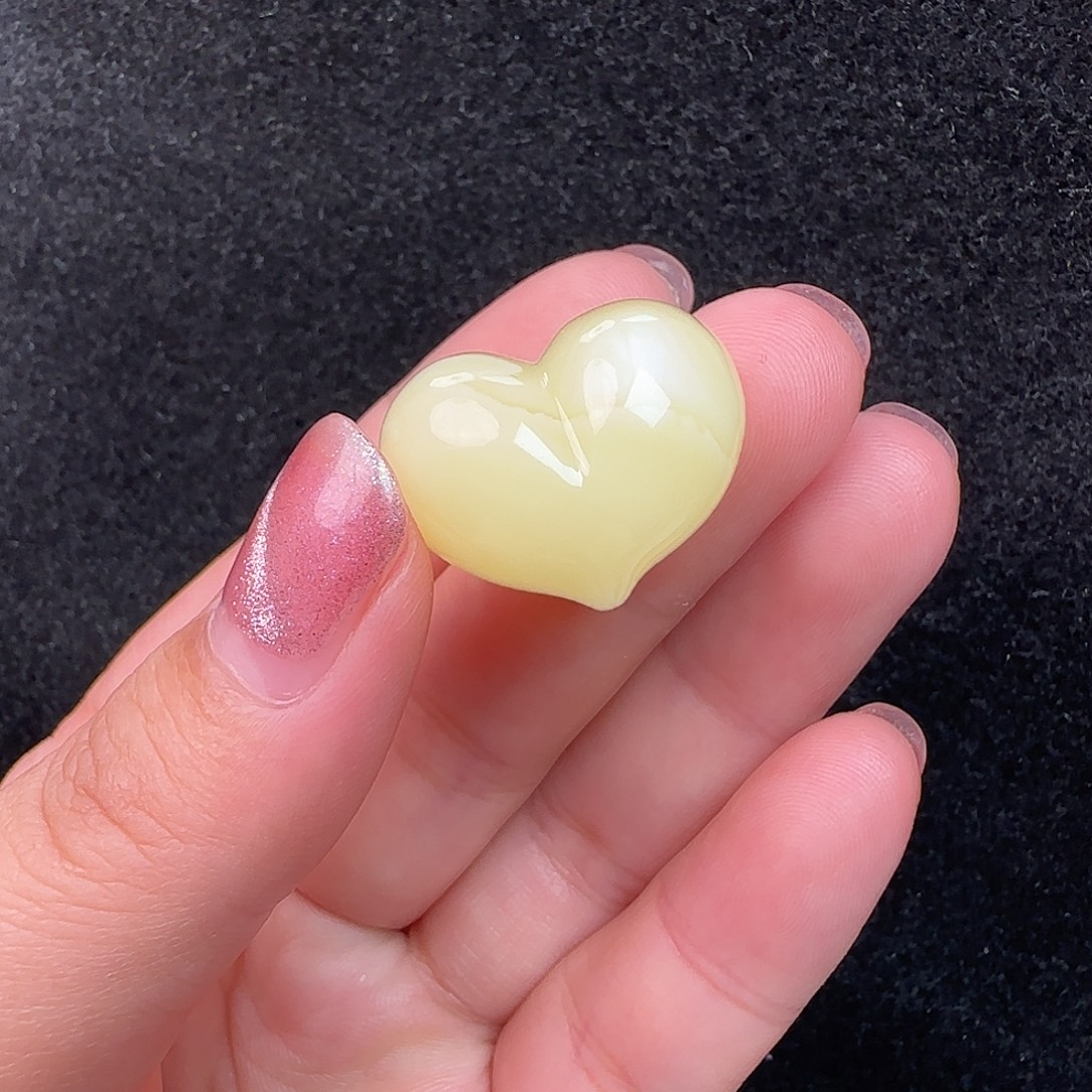 蜜蜡未镶嵌珠宝奇石3.8