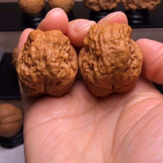文玩核桃把件至尊蟾王1