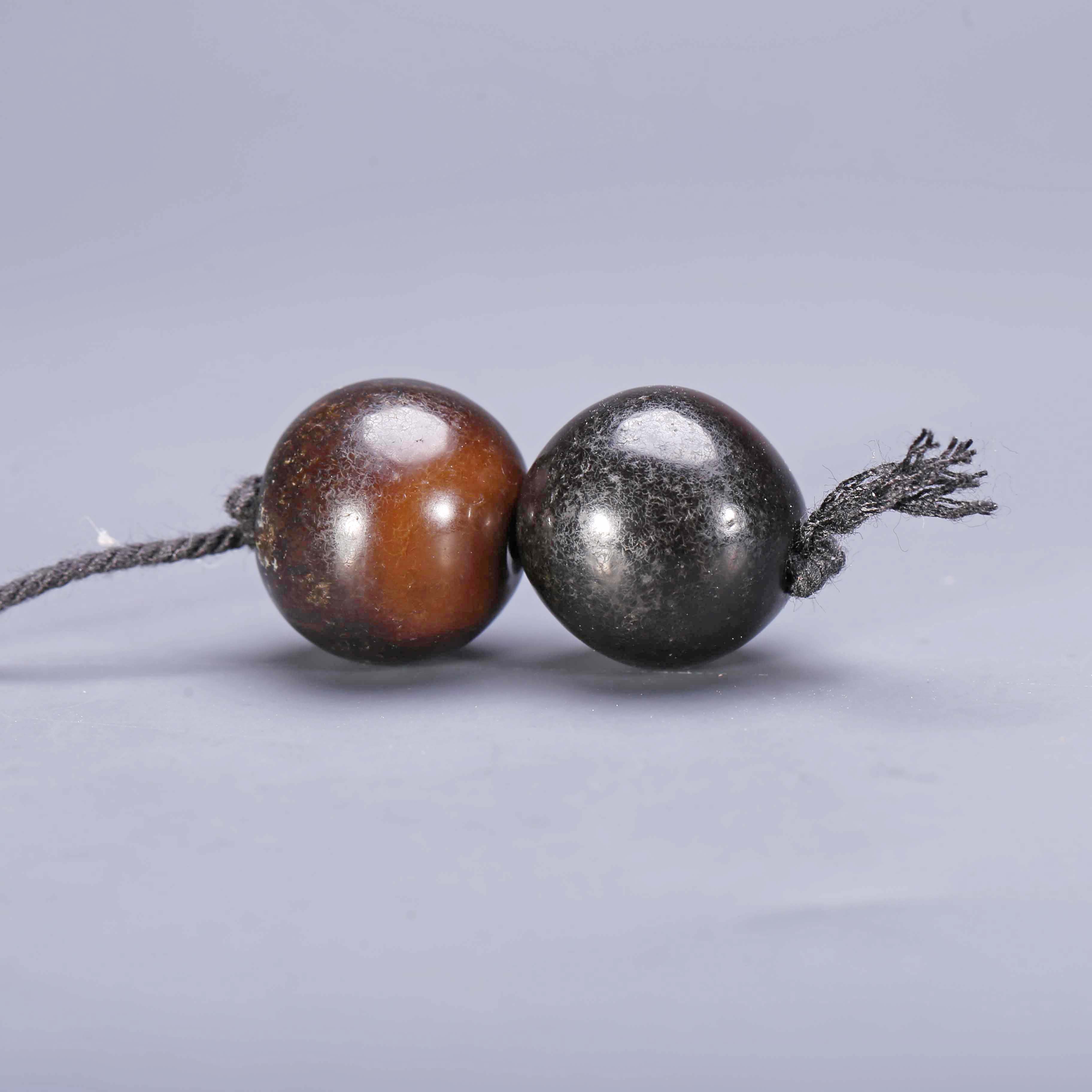 【济文阁】JFYG20121732清代 糖球玛瑙对珠