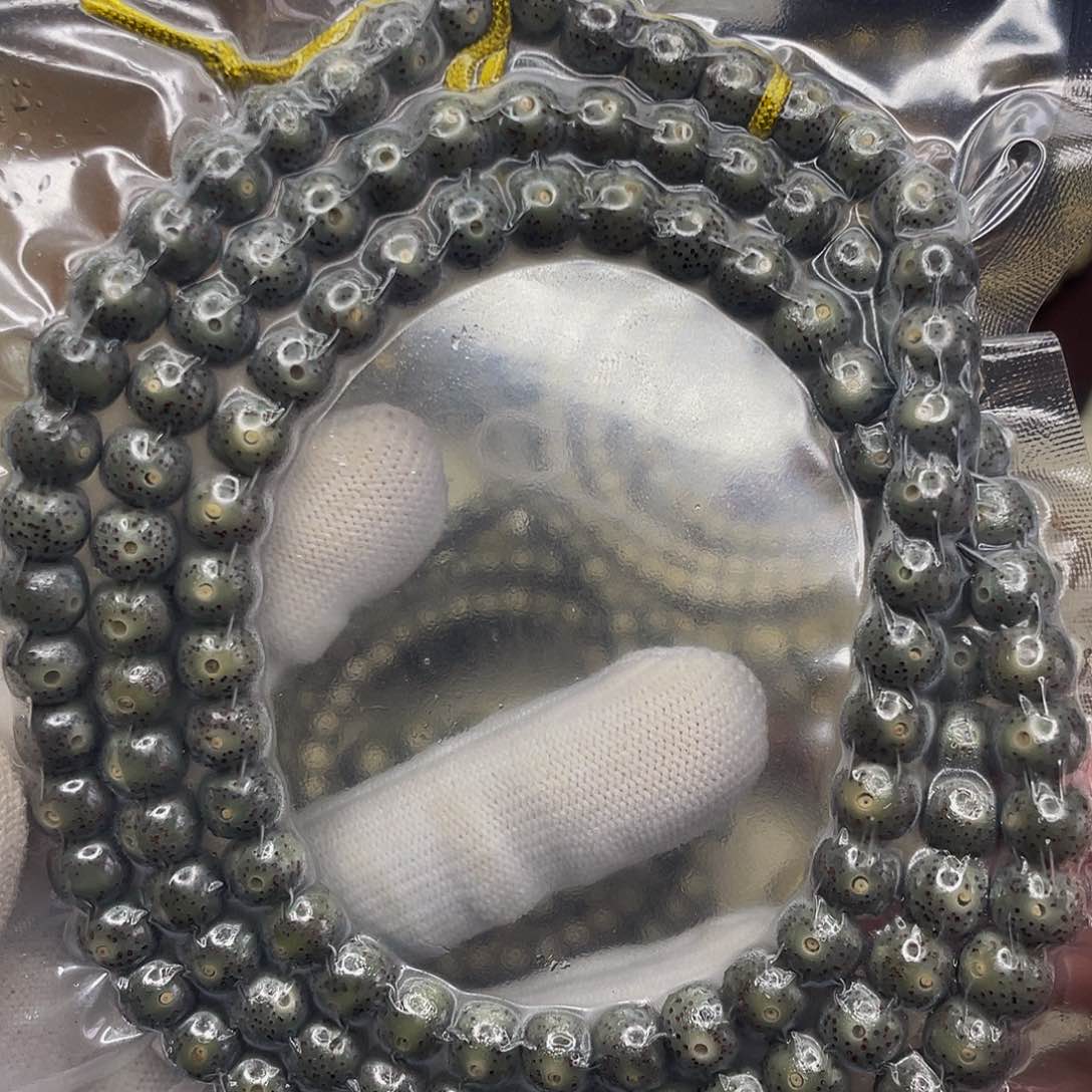 星月菩提吊坠7x8满绿带月108