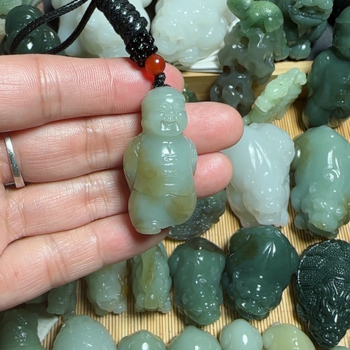 和田玉挂件未镶嵌