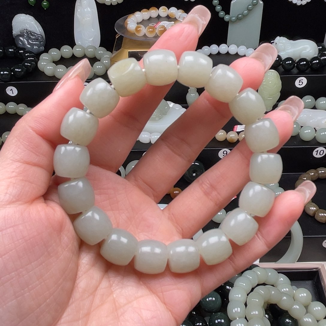 和田玉手串未镶嵌