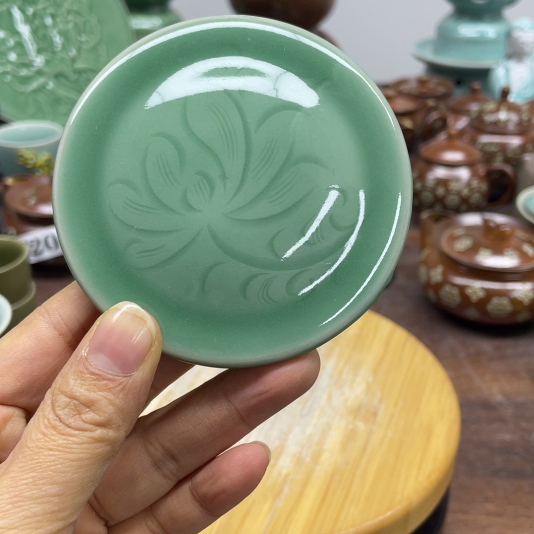 微瑕特价青瓷青瓷