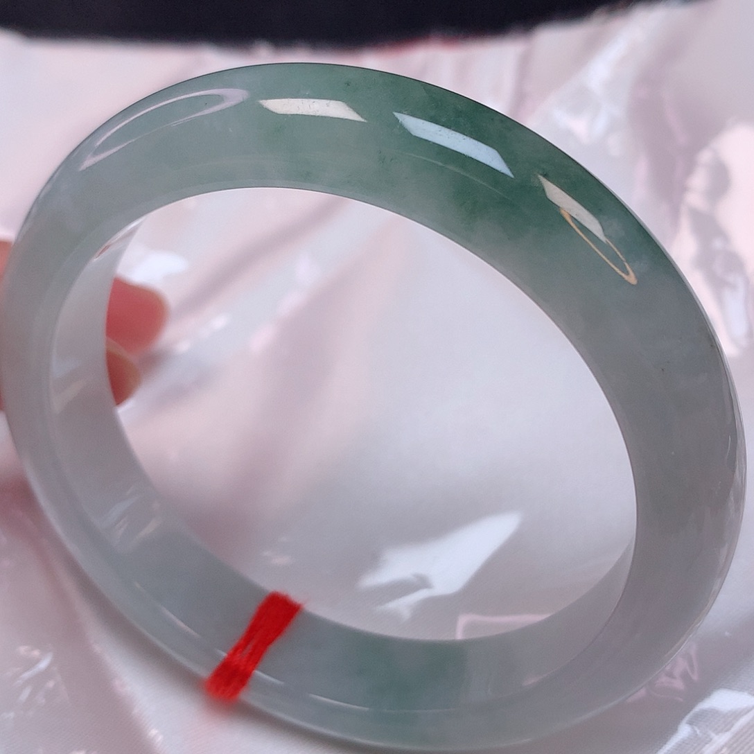 翡翠手镯未镶嵌58+ 翡翠手镯