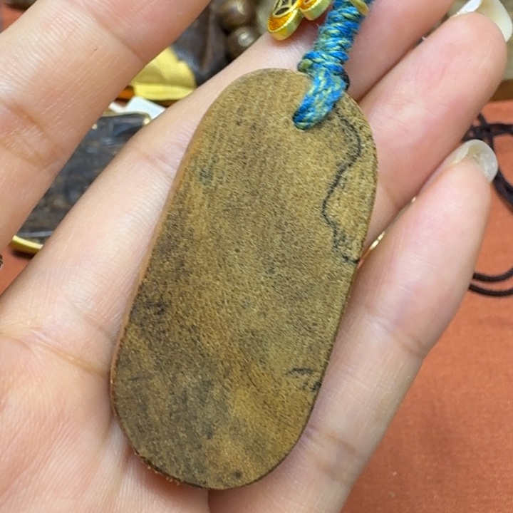 大叶紫檀（黑酸枝木类）