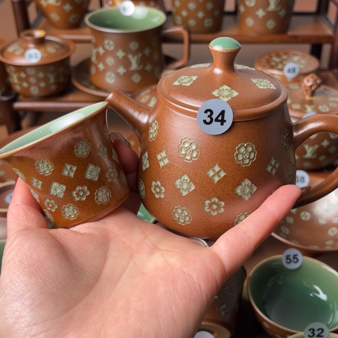 ****米草木灰宝相花壶 杯子