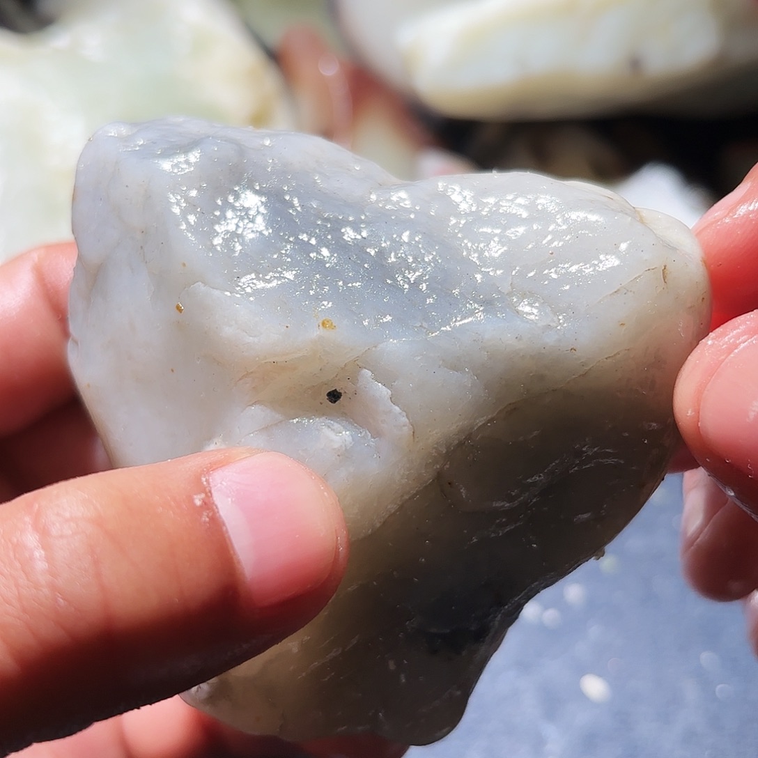 和田玉未镶嵌珠宝奇石