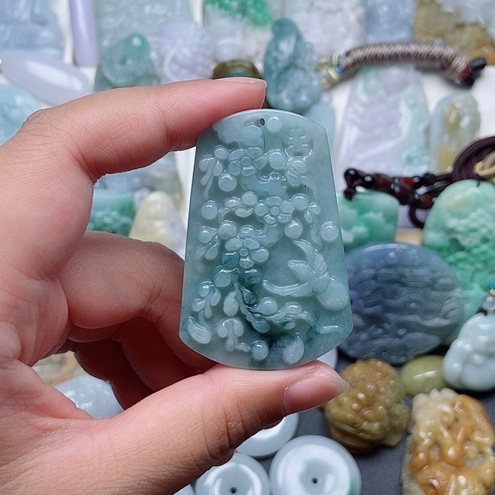 翡翠未镶嵌吊坠(不含链)翡翠